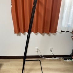 ハンガーラックの画像
