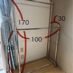 【美品】ハンガーラック（キャスター付き）の画像
