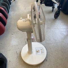 ☆値下げ☆　K2504-332 配送不可 30cm押ボタン式リビング扇 CSBF-3015T 扇風機 2014年式 キズ汚れ有り の画像