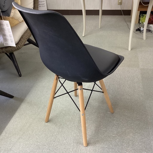 【店頭引き取り限定】アクセントチェア　イス　椅子　チェア　モダン