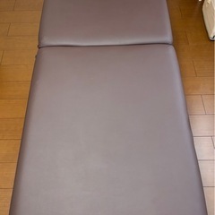 折りたたみマッサージベッド