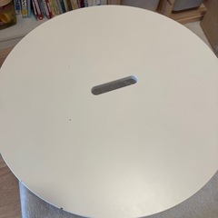 IKEA 収納付きテーブルの画像