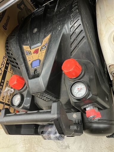 中古工具　高圧コンプレッサー　HiKOKI