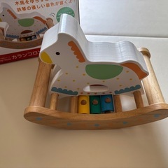 赤ちゃん用　木のおもちゃ　カランコロン木馬
