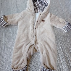 西松屋　くま耳　あったかカバーオール　ジャンプスーツ　サイズ70