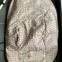 カトージ　バウンサー　テーブル付きの画像