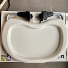 カトージ　バウンサー　テーブル付きの画像