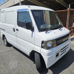 冷蔵冷凍車の画像