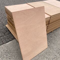 15㎜アピトン合板 650㎜×920㎜ 108枚 3万円の大