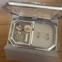 最終値下げ 4℃ ゴールドピアス 