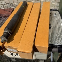 取引き中　
JB64ジムニー純正サスペンション&ショック