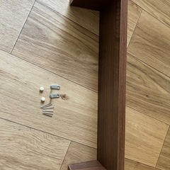 ウォールシェルフ　コの字