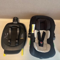 アップリカ　エアキャリー&トラベルシステムベース（兵庫・大阪・徳島引き渡し可）の画像