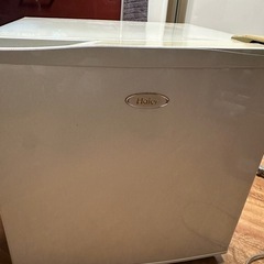 【受け渡し者決定】冷凍庫 小型 家庭用