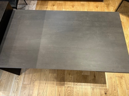 伸縮セラミックダイニングテーブル(値段交渉可)