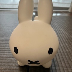 ブルーナボンボンミニサイズ　ホワイトの画像