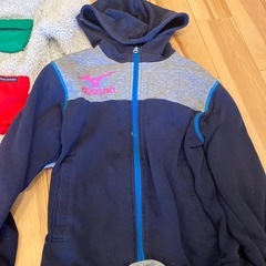 子供服　上着　130の画像