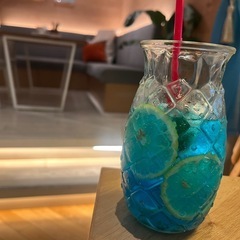 今日お仕事お休みの人､カフェご一緒しませんか🥹☕️