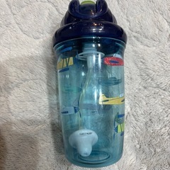 Nuby 300ml フリップイットカップの画像