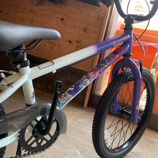 新品】GT FRIENDSHIP 子ども用BMX 20インチ子ども車ホワイト 新品】GT FRIENDSHIP 子ども用BMX 20インチ子ども車ホワイト