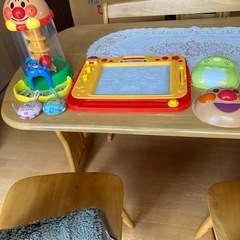 子供おもちゃと積み木