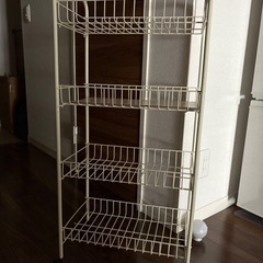 コロコロ付きラック