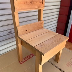 素人DIY 飾り用 椅子の画像