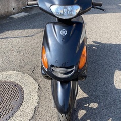 通勤快速　ヤマハ　グランドアクシス100の画像