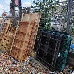 プラスチックパレットほしい方居ませんか?