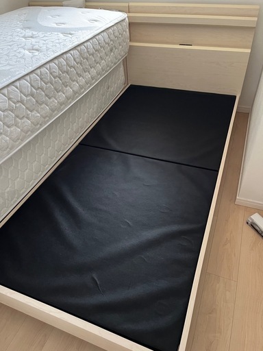 ベッドフレーム