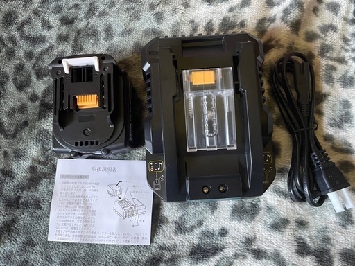 ✨️新品✨️マキタ互換性バッテリー＆充電器✨️ (ヒデ(断捨離