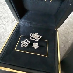 GRAFF フラワーモチーフリング　未使用の画像