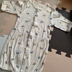 ベビー服3着　の画像