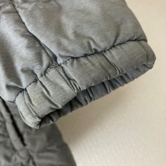 100 UNIQLOパフテックウォッシャブルジャケットの画像