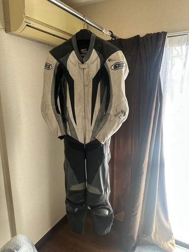 レース用革ツナギ