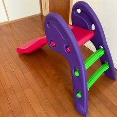 折りたたみ滑り台の画像