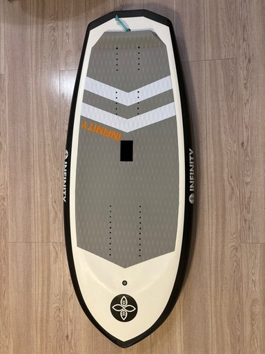 ウイングフォイルボード　infinity90 L