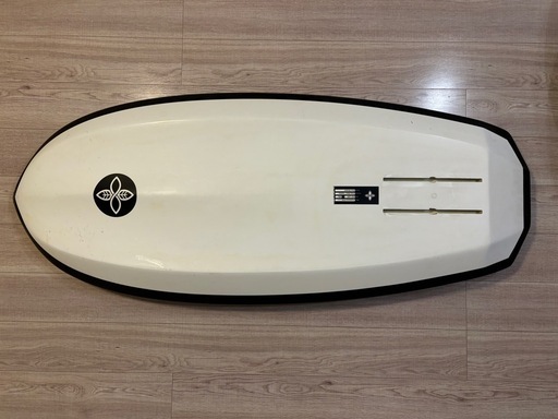 ウイングフォイルボード　infinity90 L
