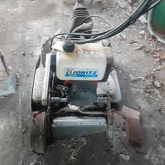 農機具用の自走式草刈機
