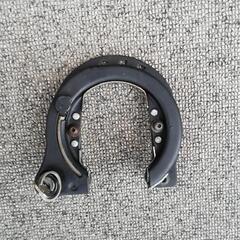 自転車用後付け部品 Vブレーキ用ロックリング黒