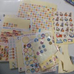貰って下さい！ クレヨン 色鉛筆 シール ぬり絵 など 幼児 文房具 の画像