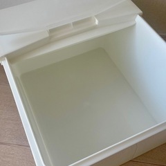 【お値下げしました】引き出し収納米びつの画像