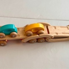 【4/29まで🌟限定出品】ボーネルンド　車をはこぶトラック トレーラー 知育玩具 木のおもちゃ 車 木製 の画像