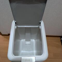 30L 2WAYペダルペール　ゴミ箱の画像