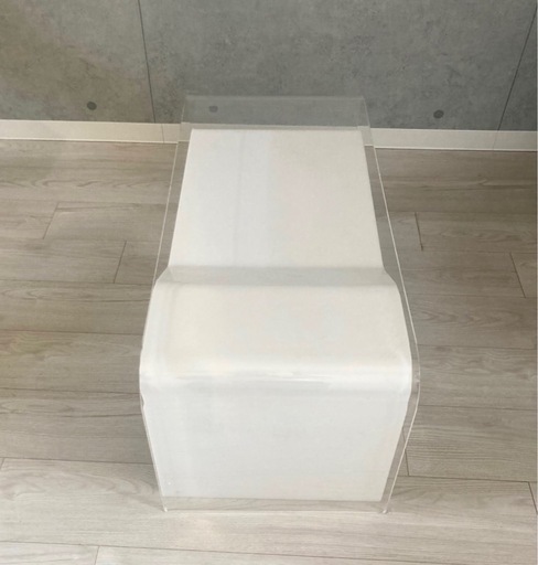 アクリル製デザイン
ローデスク 