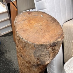 マルタ 丸太の画像
