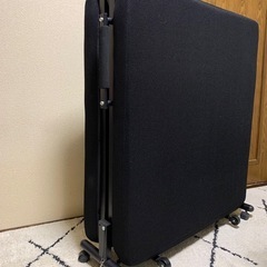 折り畳み　低反発ベッド