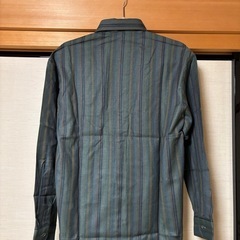 【新品】高級！メンズ長袖シャツ グリーンストライプ Ｍサイズの画像