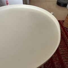 IKEA サイドテーブル　白の画像