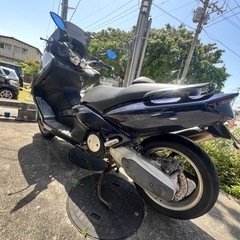 ヤマハT-MAX500 2型の画像